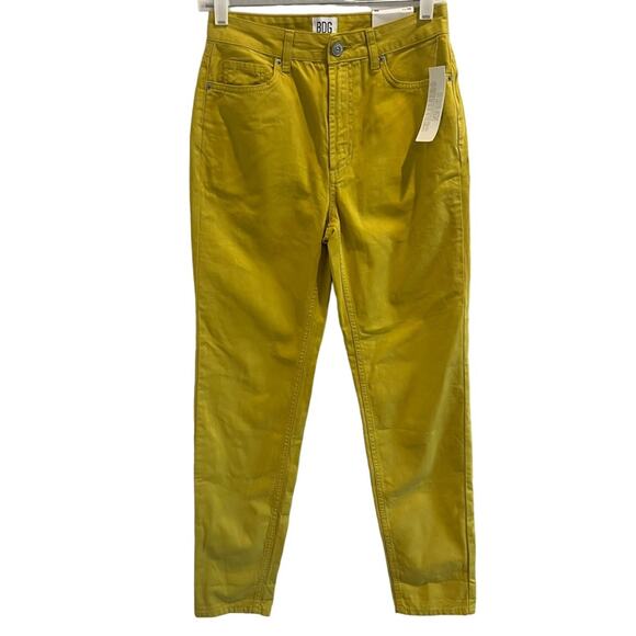 NWT BDG 26 Mom High Waisted Tapered Leg Pants Urban Outfitters - Picture 1 of 10